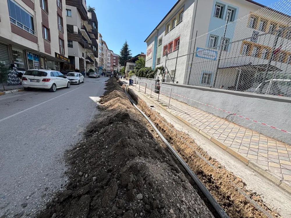 10 MİLYONLUK LİRALIK YATIRIMIN, DAHA 10 SENESİNİ DOLDURMAYAN HATLARINDA TADİLAT ÇALIŞMASI